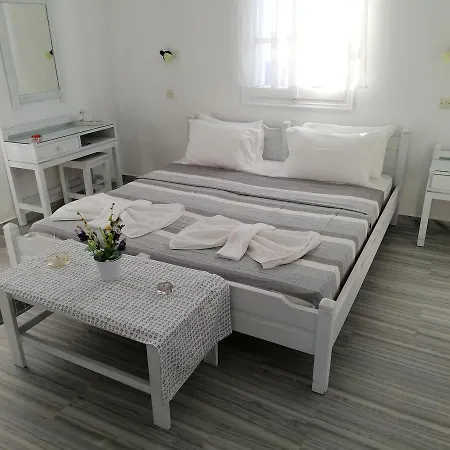 Giorgia Lodging Parikia (Paros)